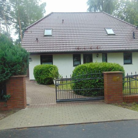 Ferienhaus Emmelie Кёнигс-Вустерхаузен Экстерьер фото