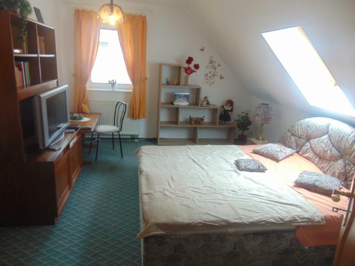 Ferienhaus Emmelie Кёнигс-Вустерхаузен Экстерьер фото